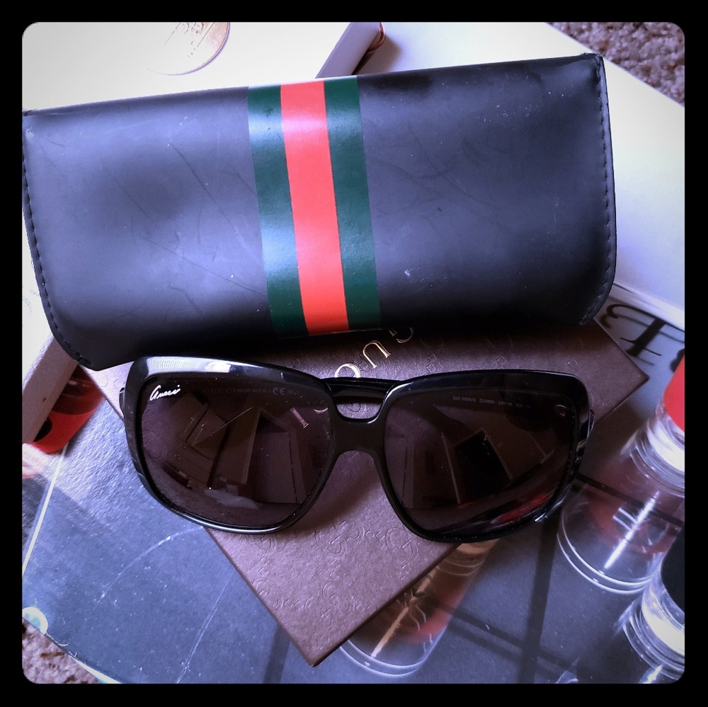 Gucci Sunglasses  black